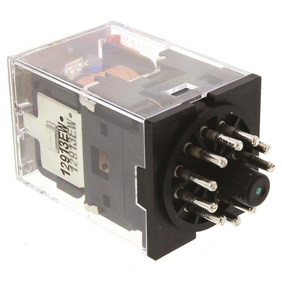 Omron PCB Mount Power Relay, 12V dc Coil, 10A Switching Current, 3PDT