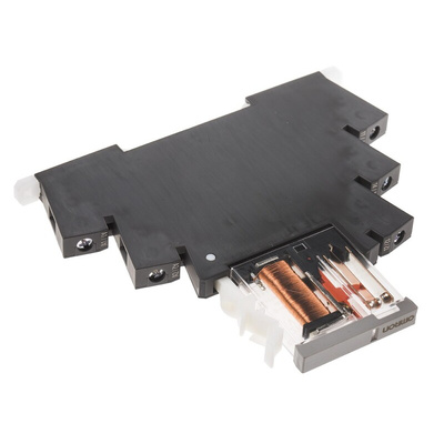 Omron DIN Rail Power Relay, 24V ac/dc Coil, 6A Switching Current, SPDT