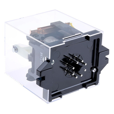 Omron Plug In Latching Power Relay, 110V ac Coil, 5A Switching Current, DPDT