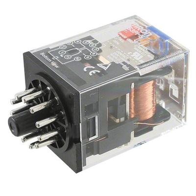 Omron Plug In Power Relay, 240V ac Coil, 10A Switching Current, 3PDT