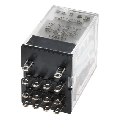 Omron Plug In Power Relay, 110V dc Coil, 5A Switching Current, 4PDT