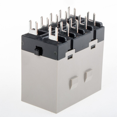 Omron PCB Mount Power Relay, 120V ac Coil, 25A Switching Current, 4PST-NO