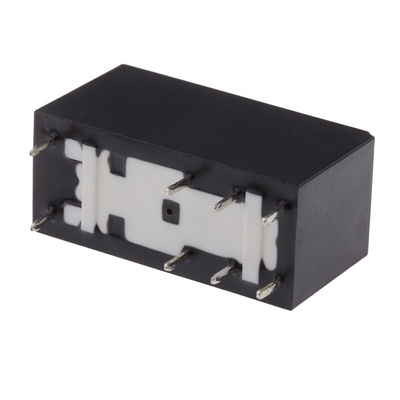 Omron PCB Mount Power Relay, 12V dc Coil, 8A Switching Current, DPDT