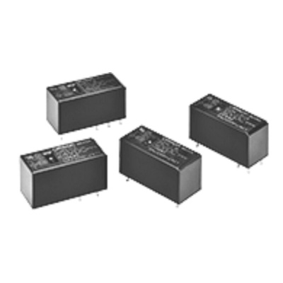 Omron PCB Mount Power Relay, 5V dc Coil, DPDT