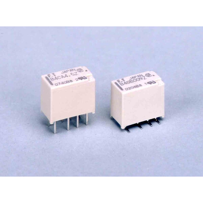 Fujitsu Through Hole Signal Relay, 24V dc Coil, 2A Switching Current, DPDT