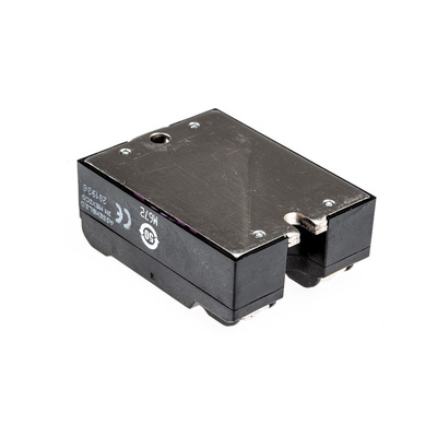 Sensata / Crydom Solid State Relay, 50 A Load, Panel Mount, 660 V ac Load, 32 V Control