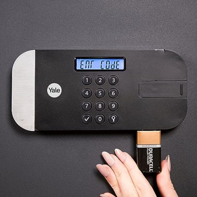 YALE 18.6L Safe Safe