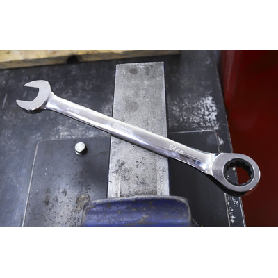RS PRO Combination Ratchet Spanner, 24mm, Metric, Double Ended, 325 mm Overall