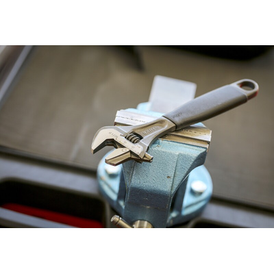 Bahco Adjustable Spanner, 208 mm Overall, 28mm Jaw Capacity, Plastic Handle