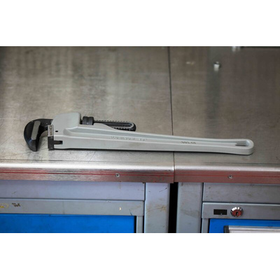 Bahco Pipe Wrench, 457.0 mm Overall, 64mm Jaw Capacity, Metal Handle