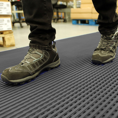 Coba Europe Black Anti-Fatigue Mat Vinyl Mat 10m x 1.0m x 11.5mm