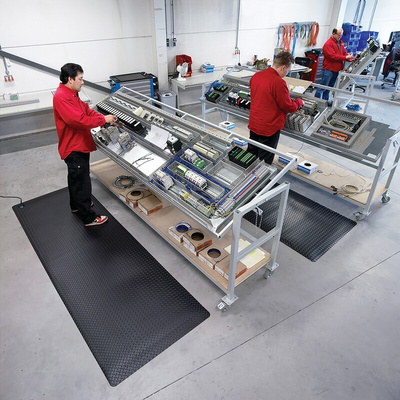 Notrax 826 PVC Anti-Fatigue Mat, 91cm x 150cm x 14mm