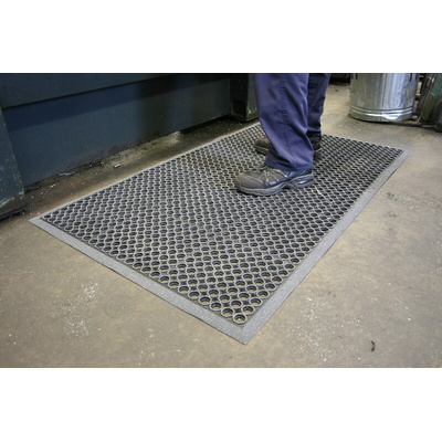 Coba Europe High Duty Grit Nitrile Rubber Walkway Mat, 0.9m x 1.5m x 13mm