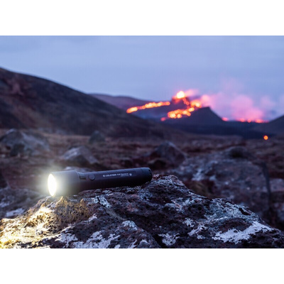 LEDLENSER P6R Signature LED Torch Black - Rechargeable 1400 lm