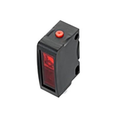 BALLUFF Retroreflective Photoelectric Sensor, Block Sensor, 5 m Detection Range