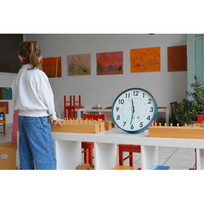 Orium Blue, White Analogue Desktop, Wall Clock With CO2 Sensor, 35cm Diameter