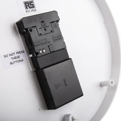 RS PRO White Radio Controlled Analog Wall Clock, 300mm Diameter