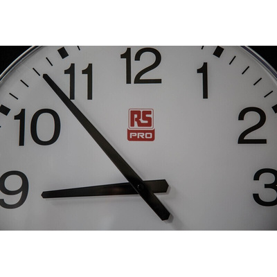 RS PRO White Radio Controlled Analog Wall Clock, 420mm Diameter