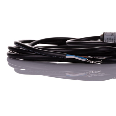 Sick Energetic Photoelectric Sensor, Barrel Sensor, 5 mm → 400 mm Detection Range