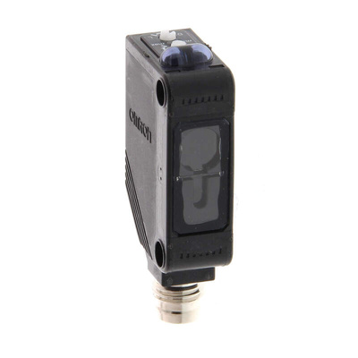Omron Retroreflective Photoelectric Sensor, Rectangular Sensor, 15000 mm Detection Range