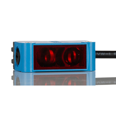 Sick Energetic Photoelectric Sensor, Block Sensor, 760 mm → 900 mm Detection Range