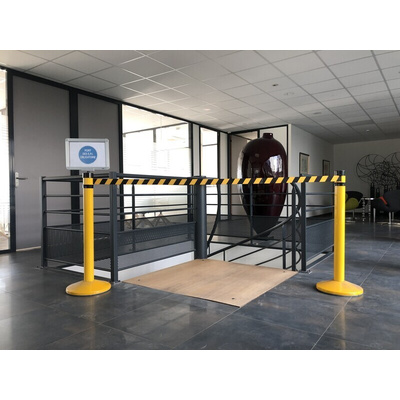 RS PRO Black & Yellow Steel Retractable Barrier, Yellow/Black Tape