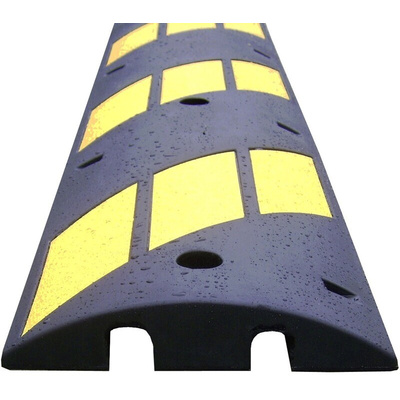 RS PRO High Visibility Rubber Speed Bump, 300mm x 1.83 m x 75 mm, 15km/h Speed Limit