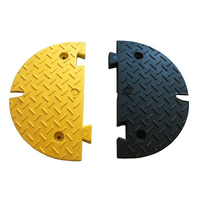 RS PRO High Visibility Rubber Speed Bump, 430mm x 2.5 m x 50 mm, 30km/h Speed Limit