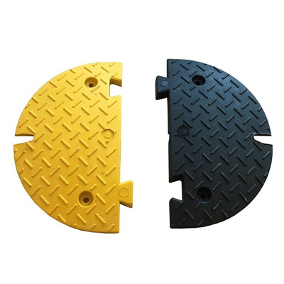 RS PRO High Visibility Rubber Speed Bump, 430mm x 2.5 m x 70 mm, 15km/h Speed Limit