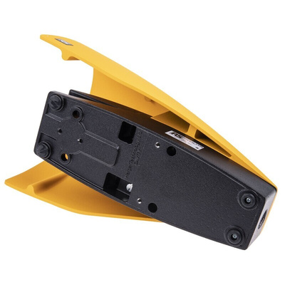 RS PRO Momentary Foot Switch - Die Cast Aluminium Case Material, NC/NO, 3 A @ 500 V ac Contact Current, 230V Contact