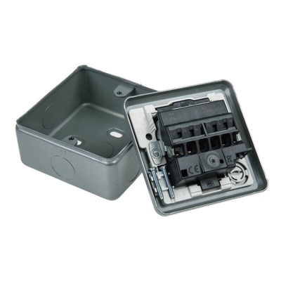 MK Electric 13A, 1 Gang Switched Fused Spur