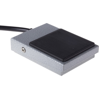 RS PRO General Purpose Momentary Foot Switch - Mild Steel Case Material, SP-CO, 3 A Contact Current, 250V Contact