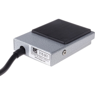 RS PRO General Purpose Momentary Foot Switch - Mild Steel Case Material, SP-CO, 3 A Contact Current, 250V Contact