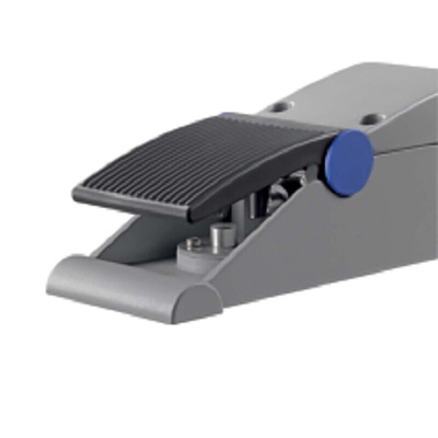 Schmersal Industrial Duty Momentary Foot Switch - Aluminium Case Material, NC/NO, 4 A Contact Current, 230V Contact
