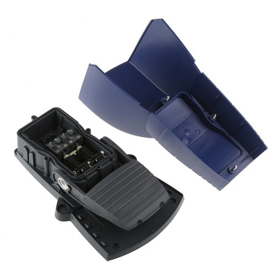 Schneider Electric Industrial Duty Momentary On-Off Foot Switch - Plastic Case Material, 2NO/2NC, 270 mA @ 250 V dc, 3