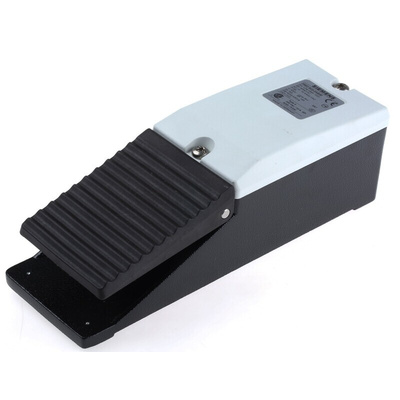 Siemens Foot Switch Momentary Foot Switch - Aluminium Case Material, SPDT