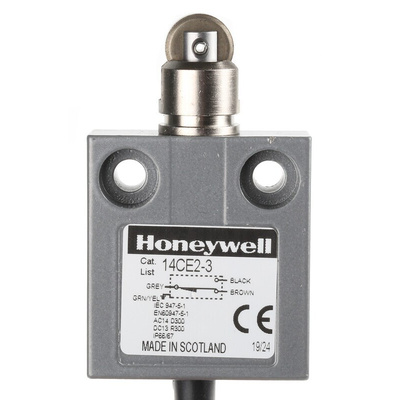 Honeywell 14CE Series Roller Plunger Limit Switch, NO/NC, IP65, IP66, IP67, IP68, SPDT, Die Cast Zinc Housing, 240V ac