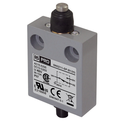 RS PRO Plunger Limit Switch, 1NC/1NO, IP67, SPDT, Zinc Alloy Housing, 240V ac ac Max, 3A Max