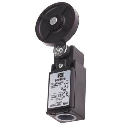 RS PRO Roller Lever Limit Switch, NO/NC, IP65, DPST, Thermoplastic Housing, 400V ac Max, 10A Max