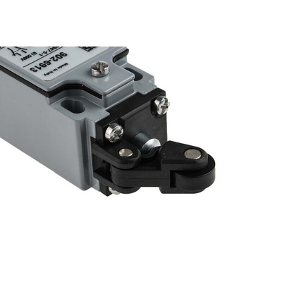 RS PRO Roller Lever Limit Switch, NO/NC, IP66, DPST, Zinc Alloy Housing, 400V ac Max, 10A Max