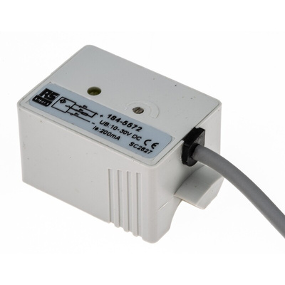 RS PRO Capacitive Block-Style Proximity Sensor, NPN Normally Open Output, 10 → 30 V dc, IP67