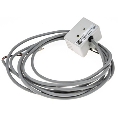 RS PRO Capacitive Block-Style Proximity Sensor, PNP Normally Open Output, 10 → 30 V dc, IP67