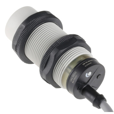 RS PRO Capacitive Barrel-Style Proximity Sensor, M30 x 1.5, 15 mm Detection, NPN Output, 10 → 30 V dc, IP67