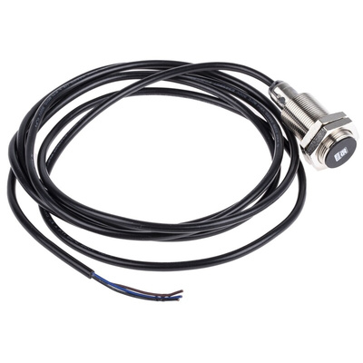 RS PRO Inductive Barrel-Style Proximity Sensor, M18 x 1, 8 mm Detection, PNP Output, 10 → 30 V dc, IP68