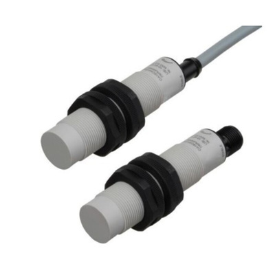 RS PRO Capacitive Barrel-Style Proximity Sensor, M18 x 1, 12 mm Detection, NPN/PNP Output, IP69K