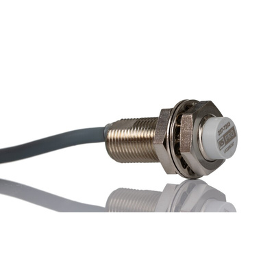 RS PRO Inductive Barrel-Style Proximity Sensor, M12 x 1, 8 mm Detection, NPN/PNP Output