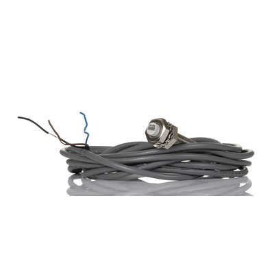 RS PRO Inductive Barrel-Style Proximity Sensor, M8 x 1, 4 mm Detection, NPN/PNP Output