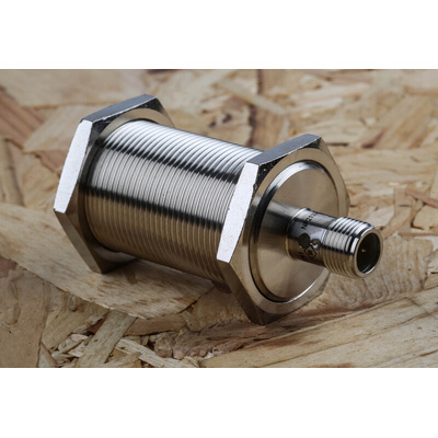 RS PRO Inductive Barrel-Style Proximity Sensor, M30 x 1.5, 10 mm Detection, PNP Output, 10 → 30 V dc, IP67