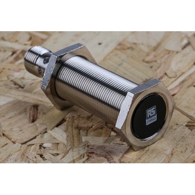 RS PRO Inductive Barrel-Style Proximity Sensor, M18 x 1, 5 mm Detection, PNP Output, 10 → 30 V dc, IP67