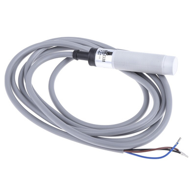 RS PRO Capacitive Barrel-Style Proximity Sensor, M18 x 1, 8 mm Detection, PNP Output, 10 → 30 V dc, IP67